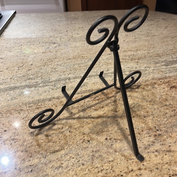 Picture frame stand - Picture 3 of 3